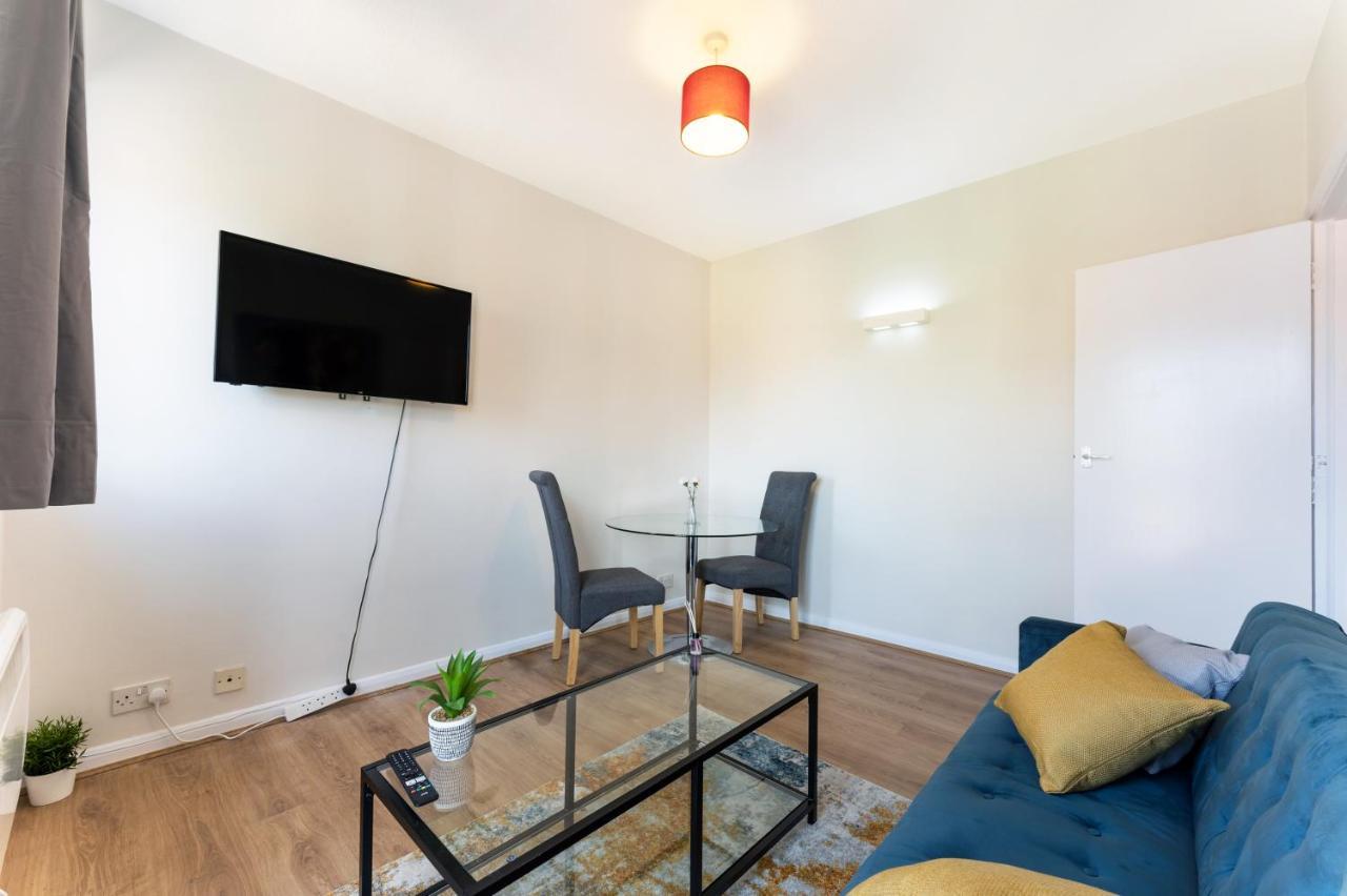 דירות לונדון Stunning Aparment In Canada Water מראה חיצוני תמונה