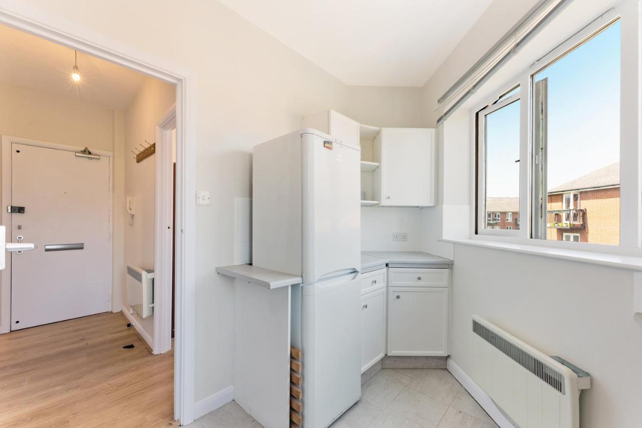 דירות לונדון Stunning Aparment In Canada Water מראה חיצוני תמונה